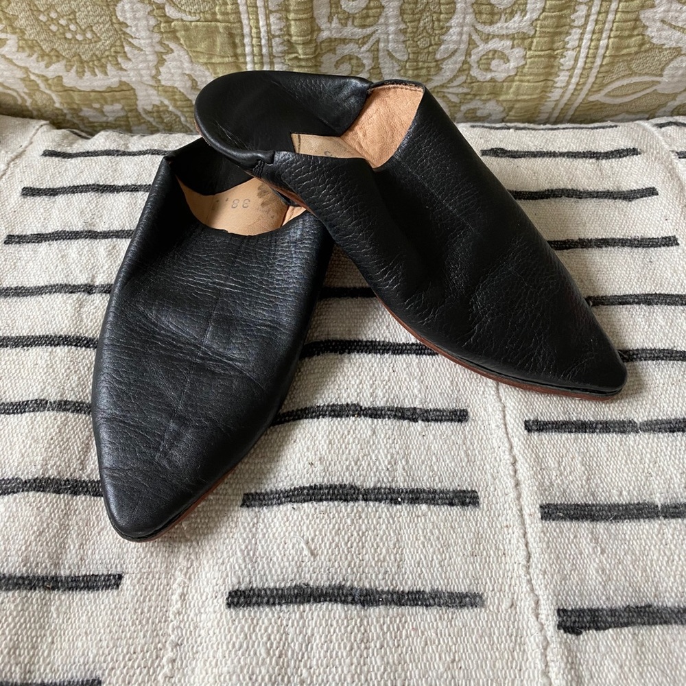 Leather babouche slipper